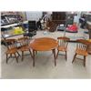 Image 1 : Maple Table 29'' x 42'' with 4 Chairs