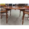 Image 2 : Maple Table 29'' x 42'' with 4 Chairs