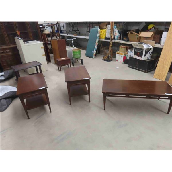 Coffee Table 15'' x 44'' x 19'' , 2 End Tables 20'' x 28'' x 17 1/2''