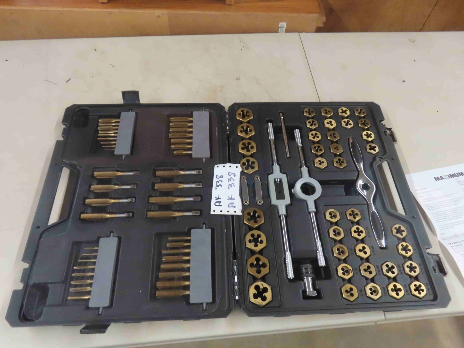 Maximum Tap and Die Set - Looks New