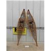 Image 1 : Pair of Vintage Snowshoes 44'' Long