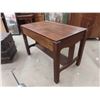 Image 5 : Oak Mission Desk 44'' x 36'' x 30 1/2'' 