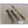 Image 1 : 3 Vintage Horse Hoof Tools - Clippers , File