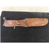 Image 12 : 4 Vintage Knives, 1 Sheath