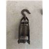 Image 6 : 3 Vintage Pulleys - 1 with Brake