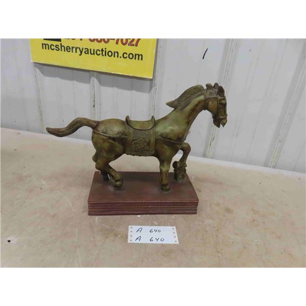 Antique Style Horse Statue 15 1/2'' x 5'' x 12 1/2''