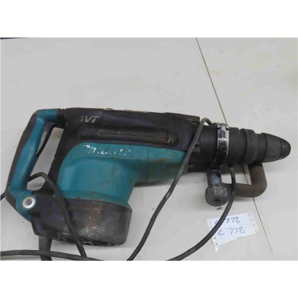 Makita Power Concrete Jack Hammer 15 Amp Model HR5211C 