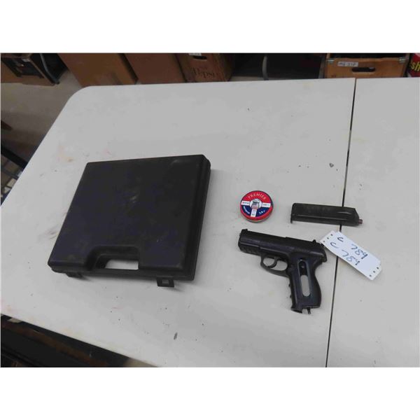 Crossman C11 BB/Pellet Gun