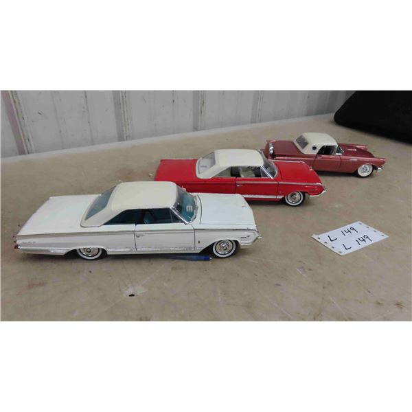 3 Diecast Cars Scale 1:18 - (2) 1964 Mercury Marauder HT &  1957 Ford Thunderbird 