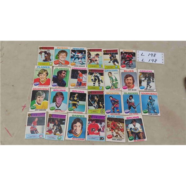 24 Hockey Cards 1970s