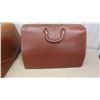 Image 3 : 2 Vintage Leather Doctors Bags