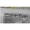 Image 3 : New 2 Pack of Calvin Klein Luxury Pillows