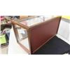 Image 4 : Counter Top Display Case 11'' x 21'' x 10''