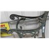 Image 4 : Set of 2 Decorative Cast Bench Ends 