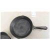 Image 4 : 3 Cast Frying Pans - Wagner, Levco, Paderno