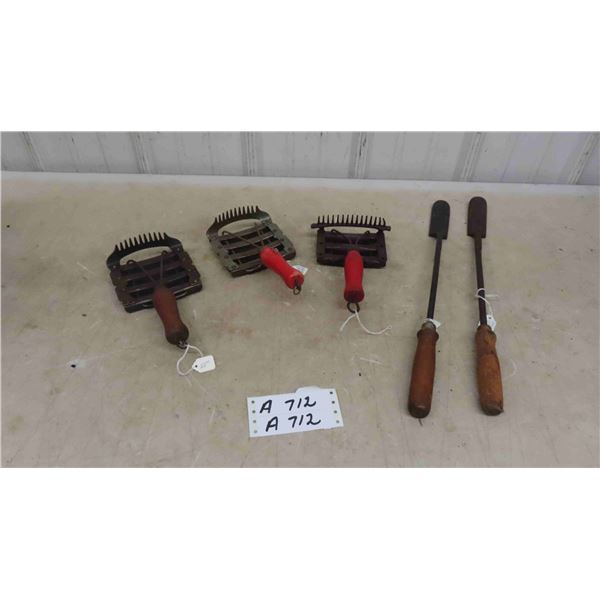 2 Horse Tooth Grinders , 3 Curry Combs