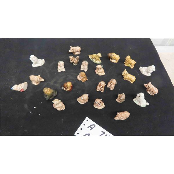 25 Red Rose Tea Animal Figurines