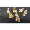 Image 5 : 25 Red Rose Tea People Figurines
