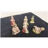 Image 4 : 25 Red Rose Tea People Figurines
