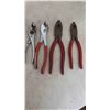 Image 2 : Various Screwdrivers, Vice Grips, Plyers, Wire Cutters, Snips