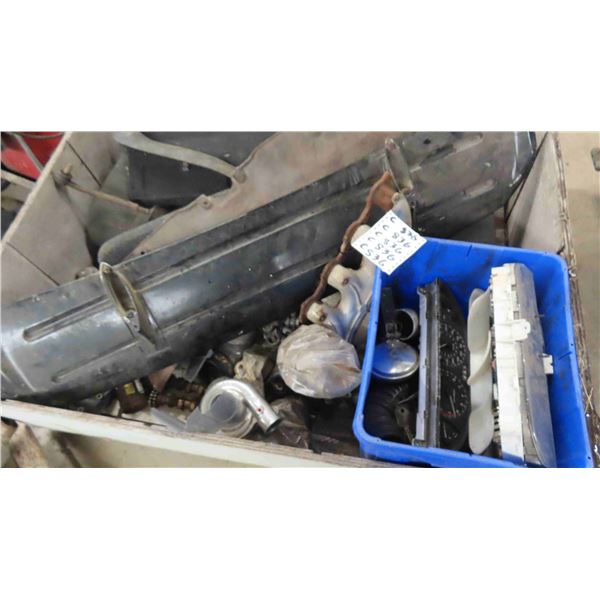 Various Auto Parts Pallet Lot: Dash, Front End, Muffler, Spoiler, Starter