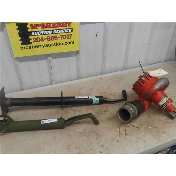 2 Implement/Trailer Jacks, Stanley Hydraulic Water Pump