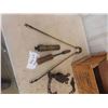 Image 9 : Wood Ammo Crate 7.62mm, Wire Tightener, Leg Trap, Fireman Nozzle, Metal