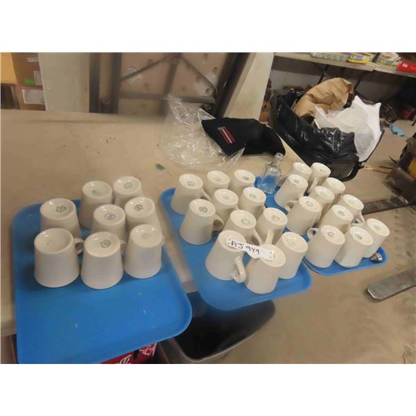 Pallet Lot of Restaurant Dishes, Cups, Trays, Pitchers, Cutlery, Vases, Utensilts,