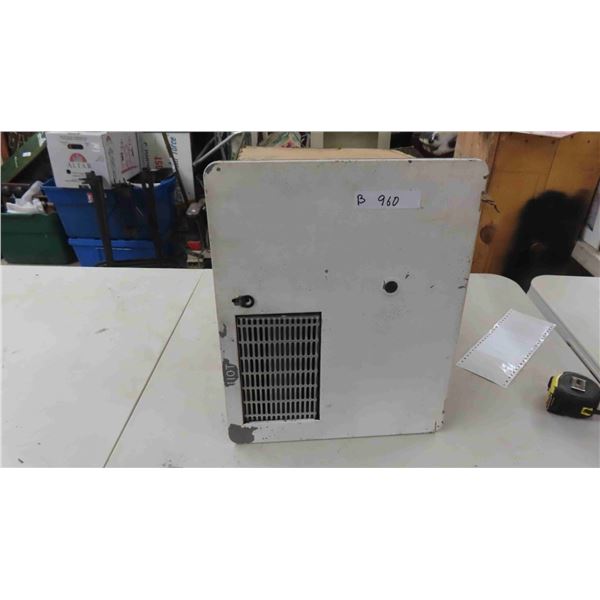 Motor Home 12V Hot Water Heater 16'' x 14'' x 18''