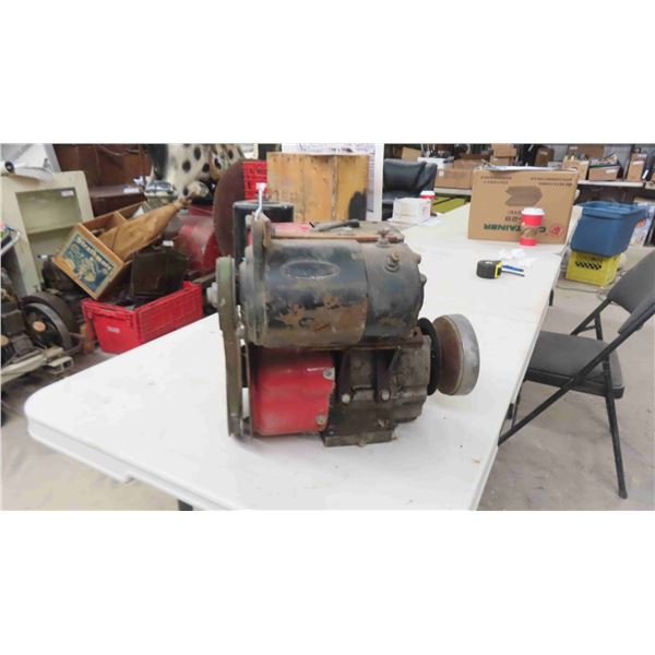 XL Xtra Lite Gas Engine Has Compression and Turns Over, No Exhaust Pipe