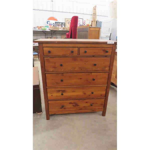 Modern 6 Drawer Dresser Pine or Pine Looking 49'' x 43'' x 20'' 