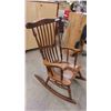 Image 3 : Solid Wood Rocking Chair