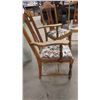 Image 4 : 5 Dining Room Chairs (1 Captain Chair)