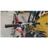 Image 3 : Jeep Cherokee Variable Speed Pedal Bike 26'' 