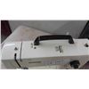 Image 6 : Bernina Matic Model 810 Portable Sewing Machine with Soft Case 
