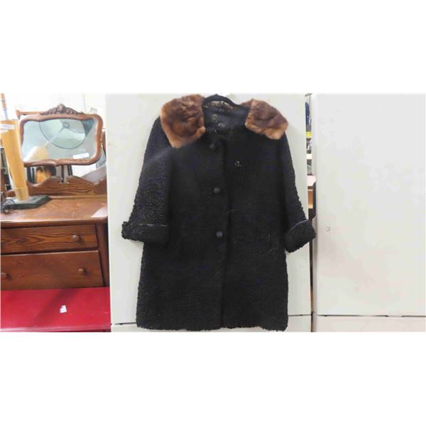 Ladies Winter Jacket Short with Fur Collar