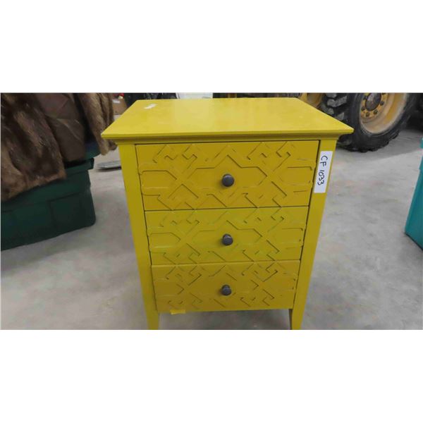 3 Drawer Night Table 24'' x 18'' x 15''