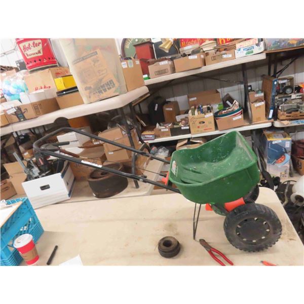 Scotts Grass Seed Broadcaster