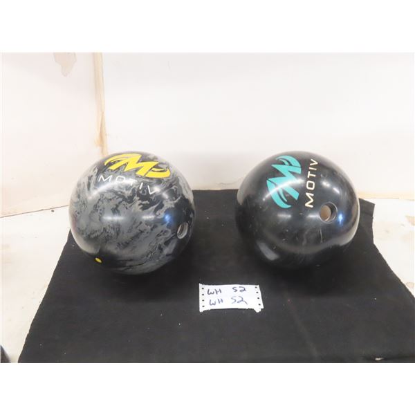 2 Motiv Bowling Balls