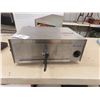 Image 2 : Stainless Steel Electric Pizza Baker - New or Like New