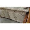 Image 6 : Wicker Buffet with Hutch - 2 pc 24" x 63" x 82"