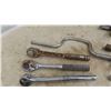 Image 3 : (5) 1/2" Ratchets, Speed Bar, Extension Sockets & (2) 3/4" Extensions