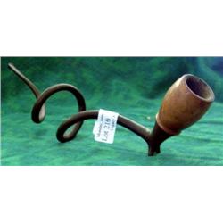 Unusual Marco Polo Twisted Stem Pipe