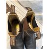 Image 2 : Men's size 8 blundstone shoes needs insoles
