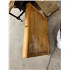 Image 1 : Adjustable shelf display
