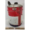 Image 2 : ESSO 5 GAL OIL CAN