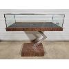 Image 10 : CUSTOM MADE GLASS DISPLAY CASE