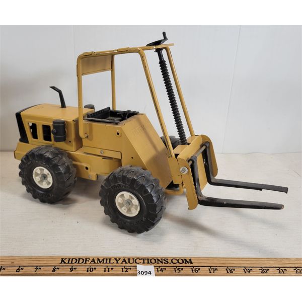 TONKA PRESSED STEEL FORKLIFT