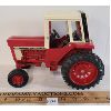 Image 1 : ERTL INTERNATIONAL 1586 DIECAST TRACTOR