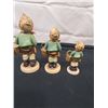 Image 2 : 3 Humel Figurines